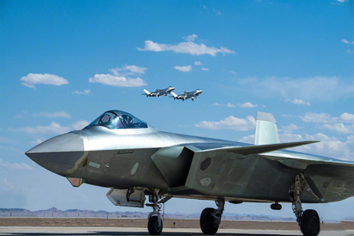 国产军用飞机迭代在即,碳纤维需求量剧增